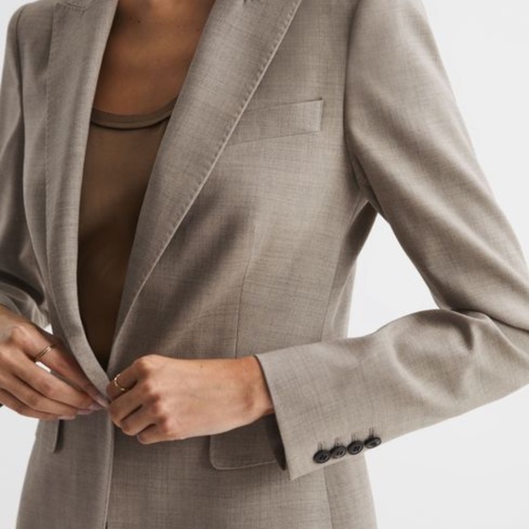 NWT Reiss Emily wool blend blazer in Oatmeal Sz 2 - Picture 2 of 6